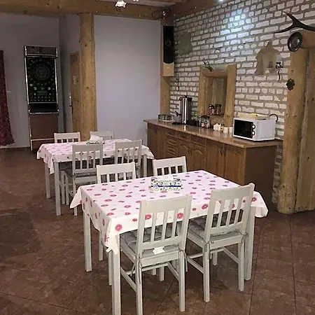 Hostel Baletyukatany